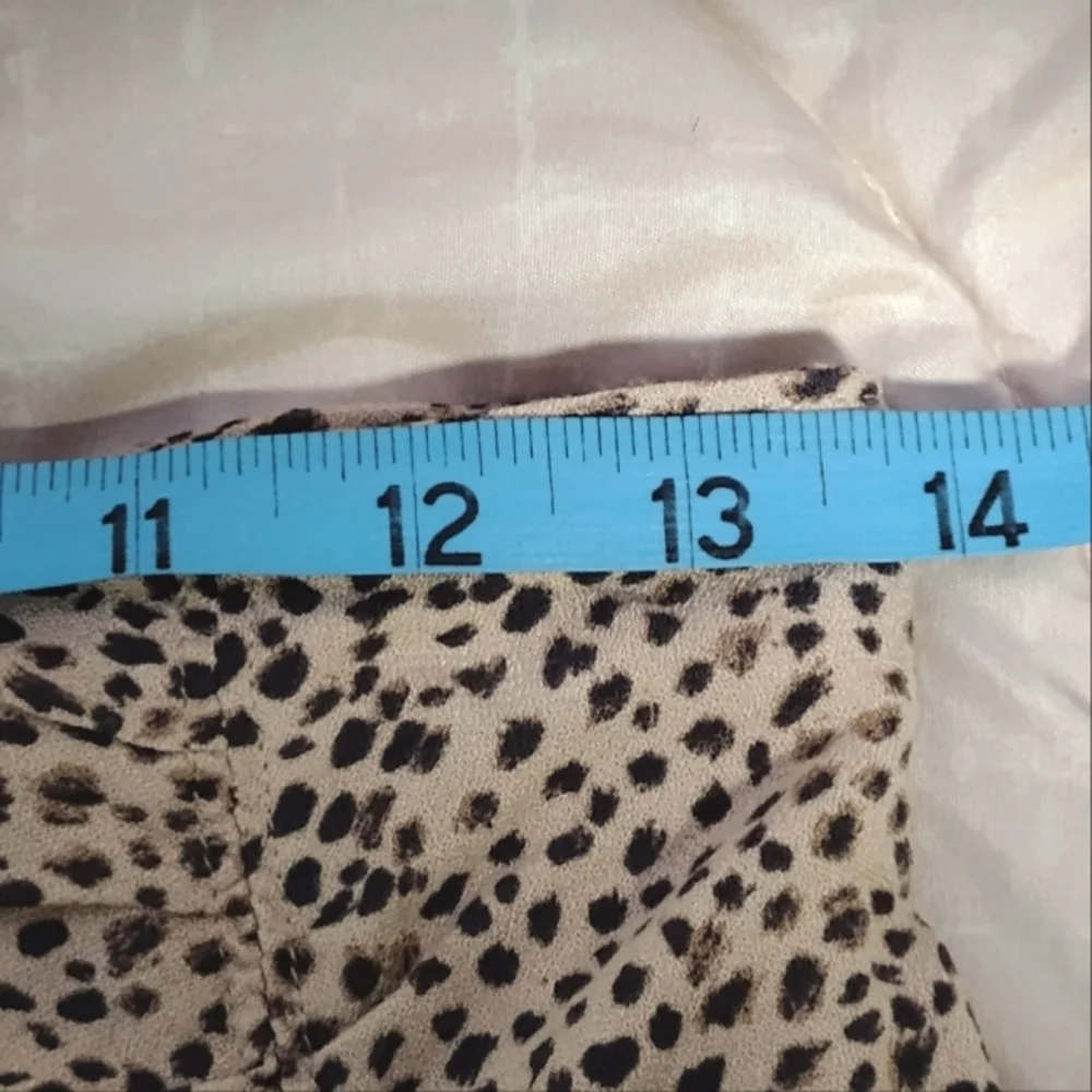 Abercrombie & Fitch Cheetah print skirt Size: Small - Picture 5 of 6